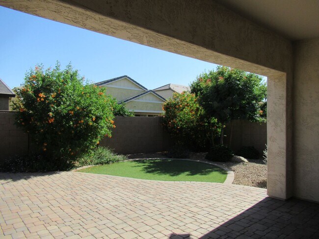 Building Photo - Mulberry Neighborhood in East Mesa
