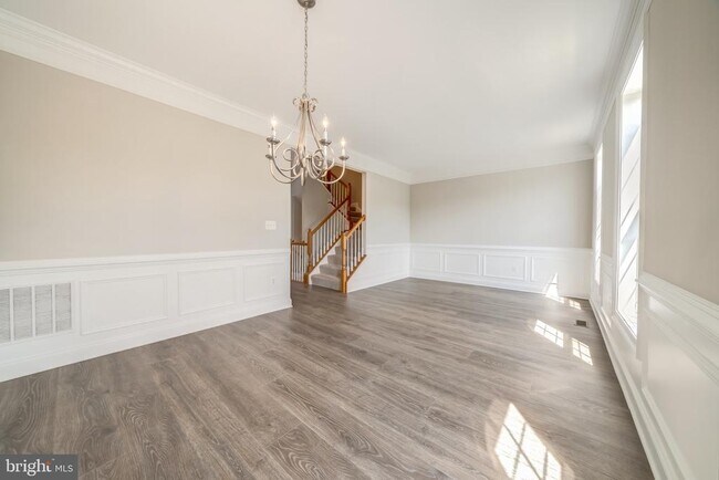 Building Photo - 15970 Greymill Manor Dr