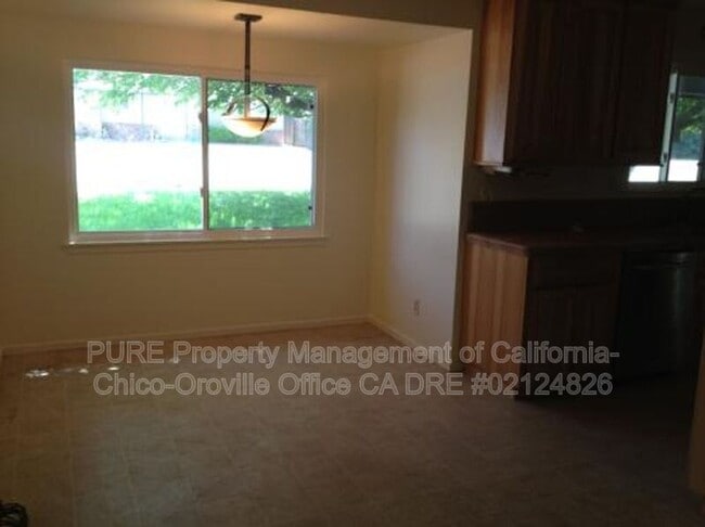 Building Photo - 1265 Zack Cir