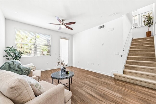 Building Photo - 706 Colorado Cir