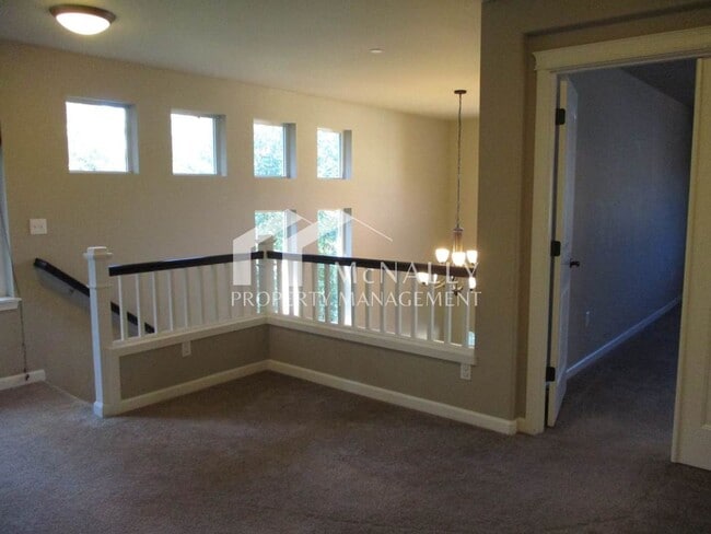 Building Photo - Lovely 4 bedroom 3 bath home in South Kitsap