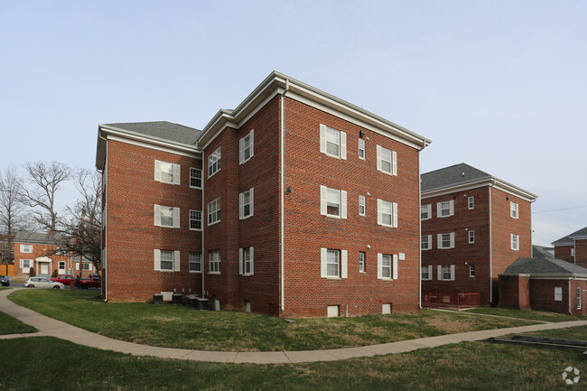 Building Photo - University Landing Apartments