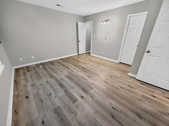 Building Photo - 5308 Godas Cir