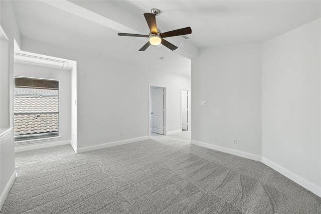 Building Photo - 6748 San Fernando
