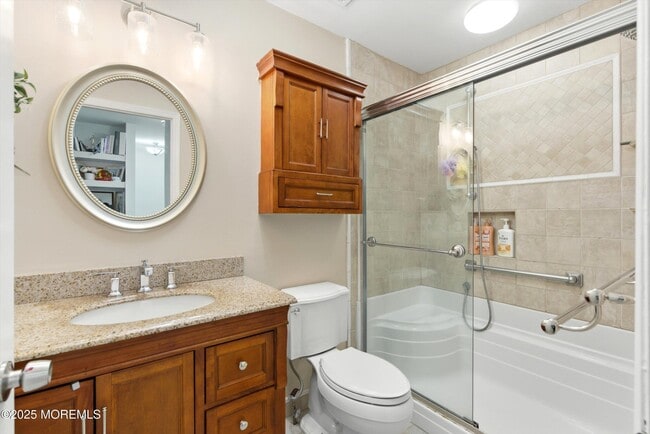 Building Photo - 19 Horseshoe Ct