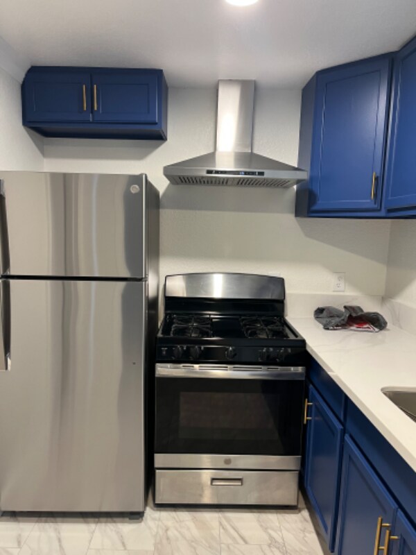 Building Photo - 1072 Laguna Ave