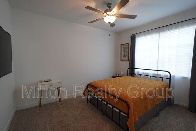 Building Photo - 108 Providence Crk Dr