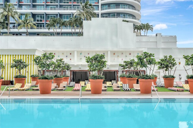 Rooftop Pool - 1300 S Miami Ave