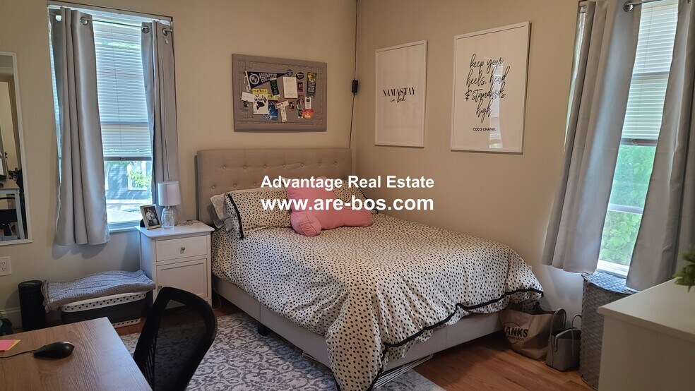 Building Photo - 120 Webster Ave