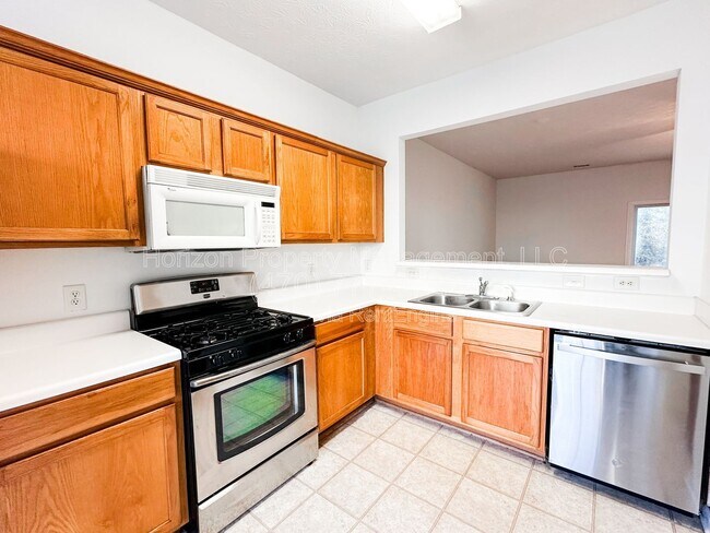 Building Photo - 193 Pearl Chambers Dr