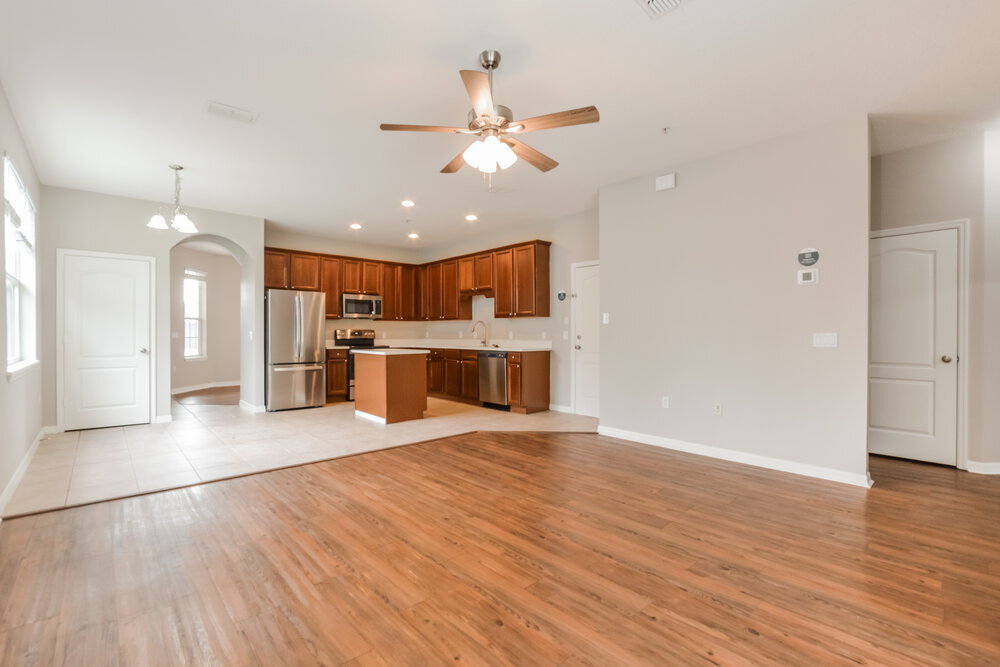 Building Photo - 10469 Moss Rose Way