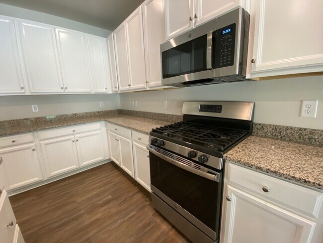 Building Photo - 126 Bicameral Ln