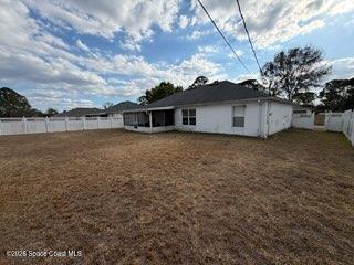 Building Photo - 1979 Warton Ave SE