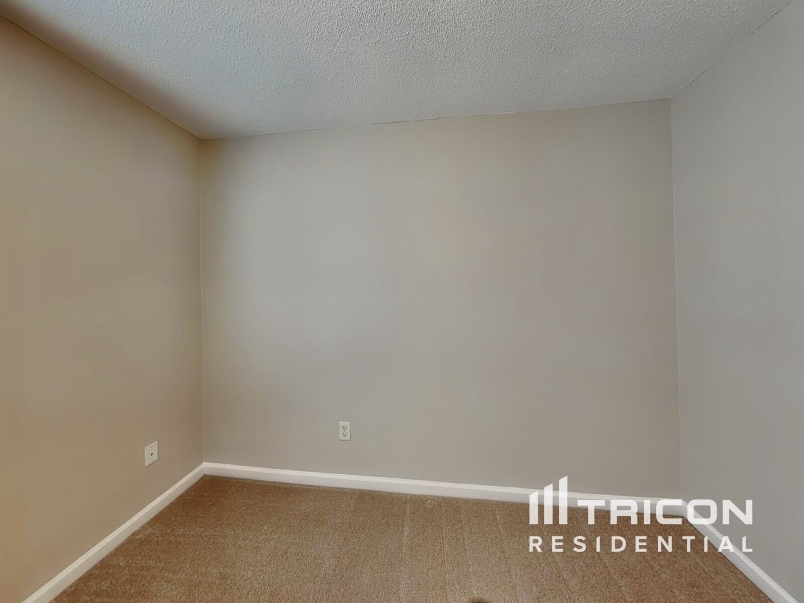 Building Photo - 463 Thorn Thicket Dr