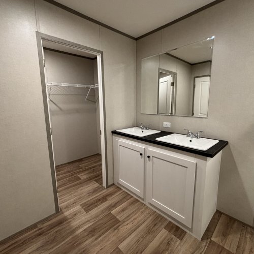 Building Photo - 3052 N Gary St