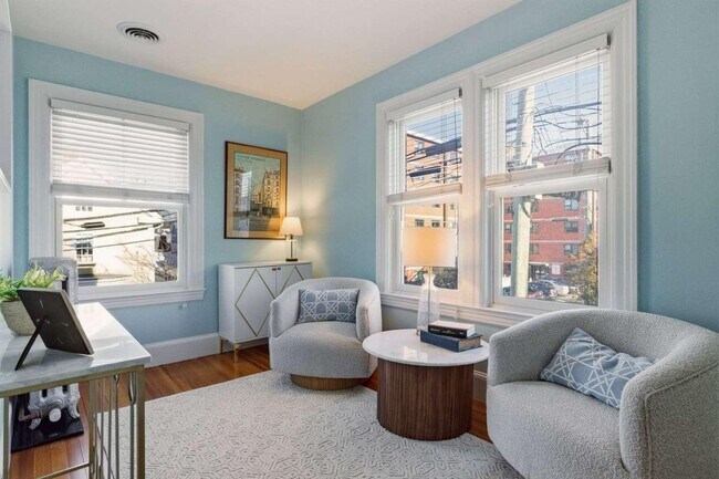 Building Photo - 115 Court St