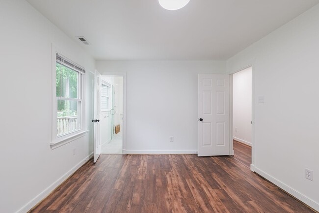 Building Photo - 1703 Choate Pl