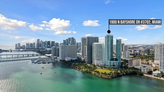 Building Photo - 1900 N Bayshore Dr