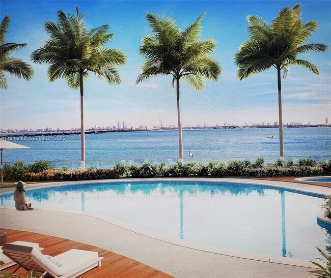 Building Photo - 700 NE 24th St