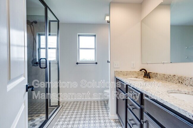 Building Photo - 101 Bellagio Villas Dr