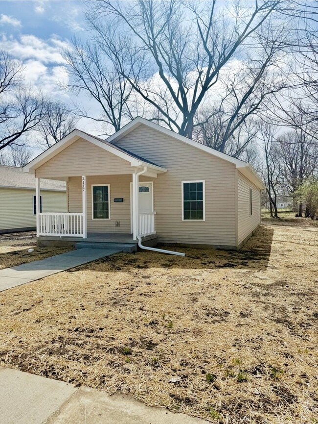 Building Photo - Just Built & Move-In Ready - Stunning New 3 Bedroom, 2 Bath Home!