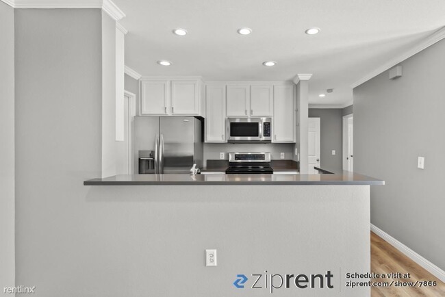 Building Photo - 2 br, 2 bath Condo - 811 Debut Court, San ...