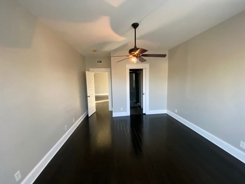 Building Photo - 1231 Bardstown Rd