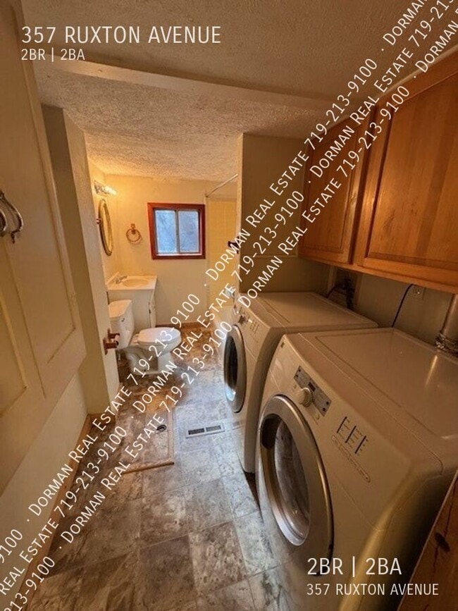 Building Photo - 357 Ruxton Ave