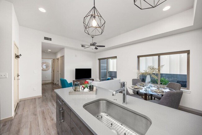 Building Photo - 2 Bed 2 Bath Condo With Mountain Views In Recently Developed Steel Yards Neighborhood.