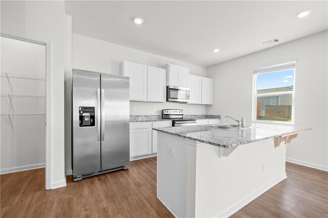 Building Photo - 63 Walnut Grv Wy