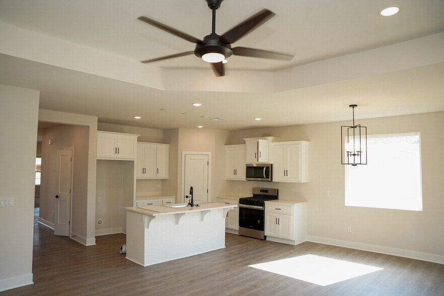 Building Photo - 20680 S Barker St