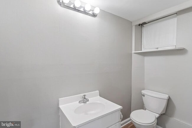 Building Photo - 4712 Piney Branch Rd NW