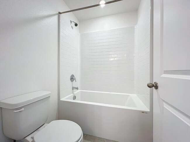 Building Photo - 3886 Academia Ave