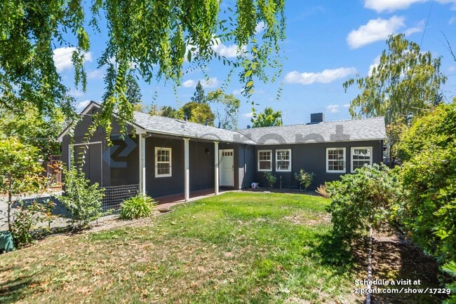 Primary Photo - 96 Loyola Ave