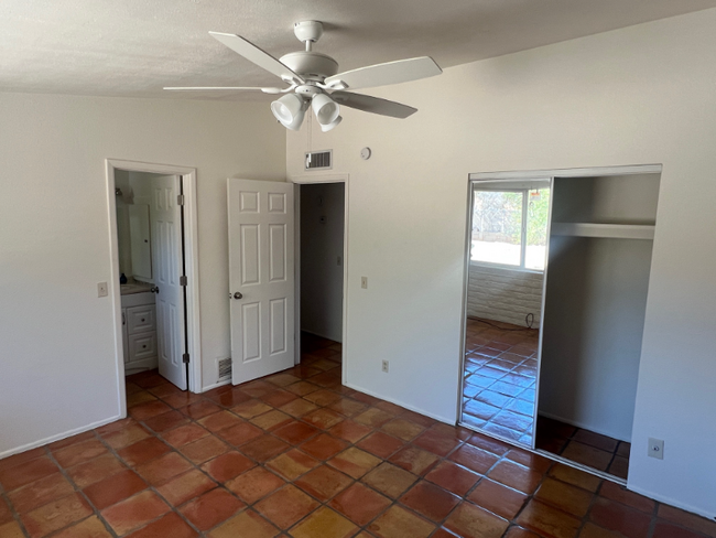 Building Photo - 7410 N Patriot Dr