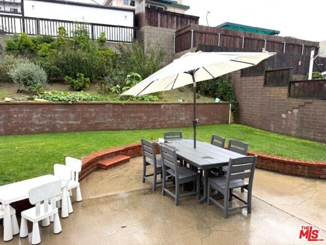 Building Photo - 912 McCarthy Ct