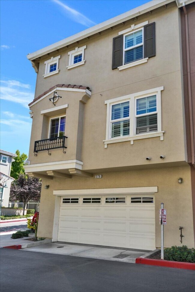 Building Photo - 378 Olive Hill Dr