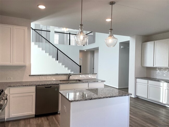 Building Photo - 5002 Winnipeg Blvd