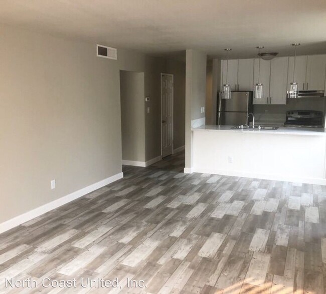 Building Photo - 2125 Fair Oaks Blvd