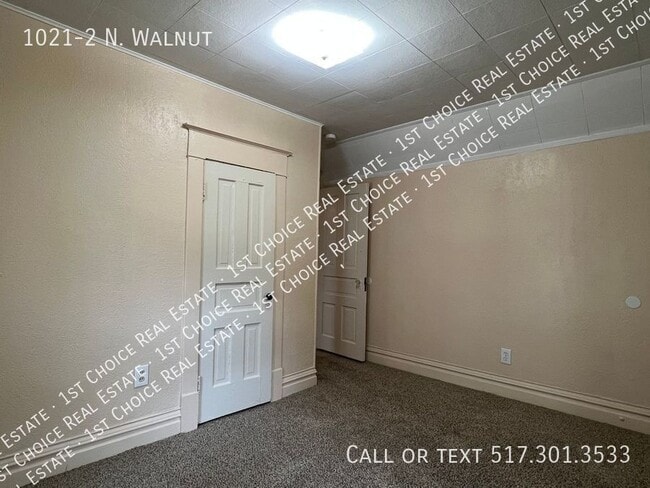 Building Photo - 1021-2 N. Walnut-