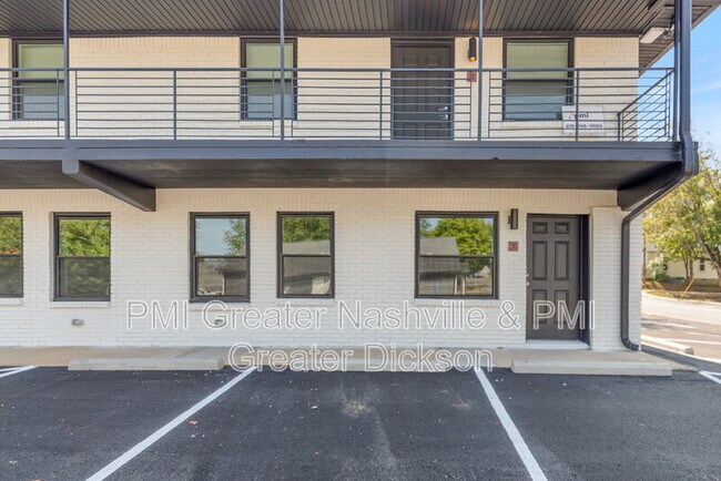 Building Photo - 201 Sylvis St