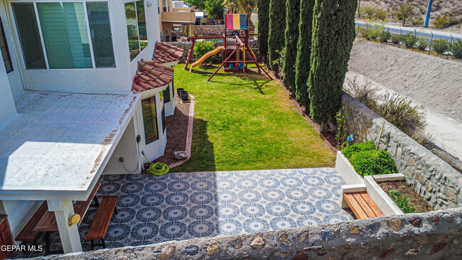 Building Photo - 6205 Brisa Del Mar Dr