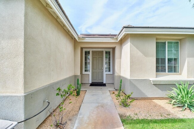 Building Photo - 82950 Vincent Dr