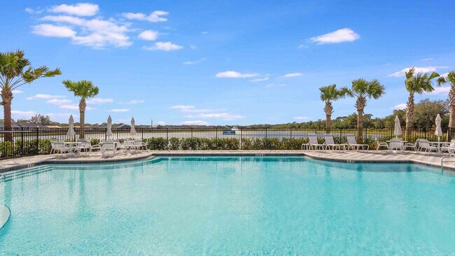 Building Photo - Pet Friendly, Spacious, modern 4 bed home ...
