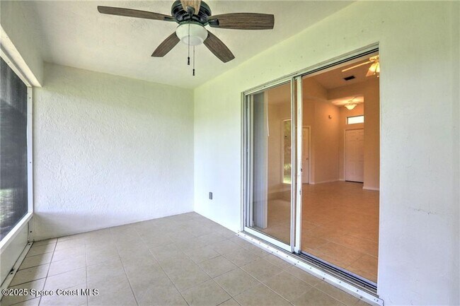 Building Photo - 8626 102nd Ct