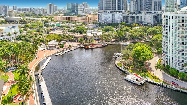 Building Photo - 610 W Las Olas Blvd