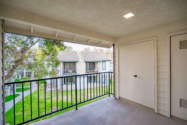Building Photo - 8538 Summerdale Rd