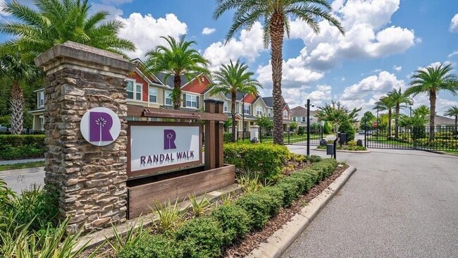 Building Photo - 9415 Randal Park Blvd