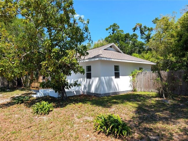 Building Photo - 1608 E New Orleans Ave