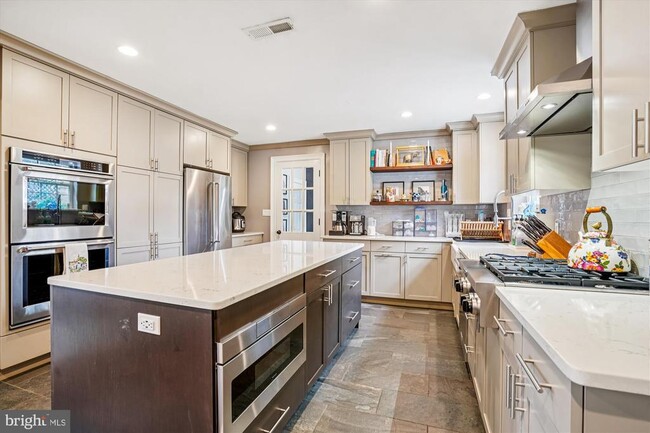 Building Photo - 4110 Edgevale Ct